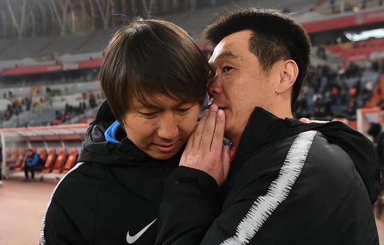 他回忆，毕业作品由一位年近五十的同学编剧，讲述了电影人的故事。