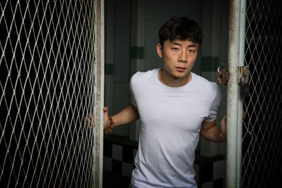 2019-05-08 《下一任：前任》以近亿票房成为五一档华语片冠军，却在评分平台遭遇差评不断，2.6分的豆瓣评分创造了年度公映电影评分新低。