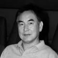 《第一支歌》纽约首映 安妮·海瑟薇携夫恩爱亮相 2015-01-21 当地时间1月20日，由安妮·海瑟薇主演的文艺爱情片《第一支歌》在纽约举办首映式。