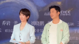 2025-01-22 据Deadline独家报道，“悉尼妹”西德尼·斯维尼正在商谈出演A24黑色喜剧新片《红死魔的面具》（The Masque Of The Red Death），查理·波林格执导并撰写剧本，影片将于今年 甄子丹获亚洲卓别林电影人士成就奖 新片挑战武侠 2022-11-08 “亚洲卓别林电影人士成就奖”昨晚举行颁奖典礼，曾以《叶问》系列享誉国内外的国际动作巨星甄子丹获得此奖。